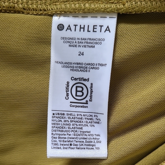 Athleta Headlands Hybrid Cargo Tight in Olive Green - Size 24 - Picture 11 of 12